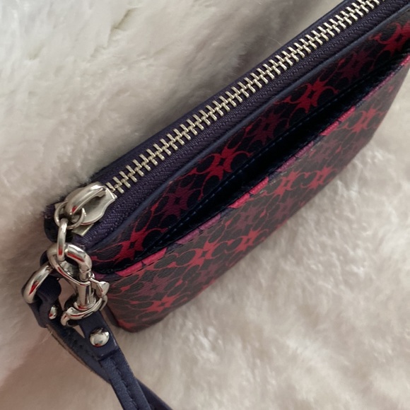 Coach - Small Wristlet Wamen's Wallet: Pink & Black - Picture 4 of 8